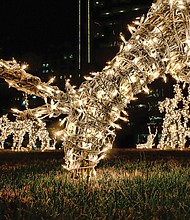 Holiday reindeer at James Center Downtown (Sandra Sellars/Richmond Free Press)