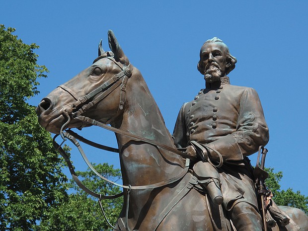 Statue of Confederate Gen. Nathan Bedford Forrest in Memphis, Tenn.