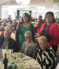 The South Suburban Chicago Links, Incorporated Fundraiser, “Getting In the Groove” featuring the Whispers at the Odyssey Country Club! The party was awesome as usual! Event goers enjoyed the view of festivities from the tables of Link Faye Terrell-Perkins , Link Donna and Link Jennifer Norell.