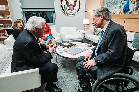 Governor Greg Abbott continued his first day in Israel by visiting the United States Embassy in Jerusalem, where he met …