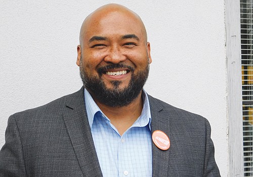 Lee says Blumenauer has been in the job for too long and has been an ineffective representative for the people ... Lee says Blumenauer has been in the job for too long and has been an ineffective representative for the people ...