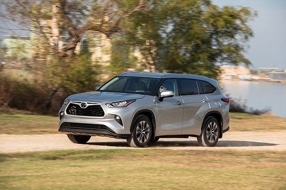 The last version of the Toyota Highlander had about a nine percent share of the crossover market. But the automaker …