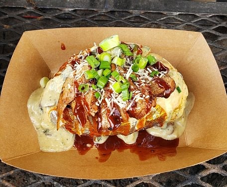 The Houston Sauce Pit (HSP) Vegan BBQ Food Truck continues to expand their menu with delicious new 100%-vegan items each …