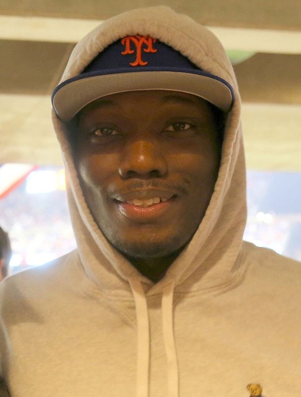 Michael Che (photo via commons.wikipedia.org)