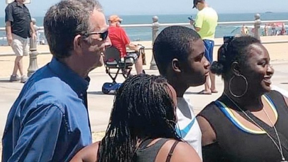 Gov. Ralph S. Northam apologized Tuesday for not following his administration’s own COVID-19 safety guidelines during his Memorial Day weekend ...