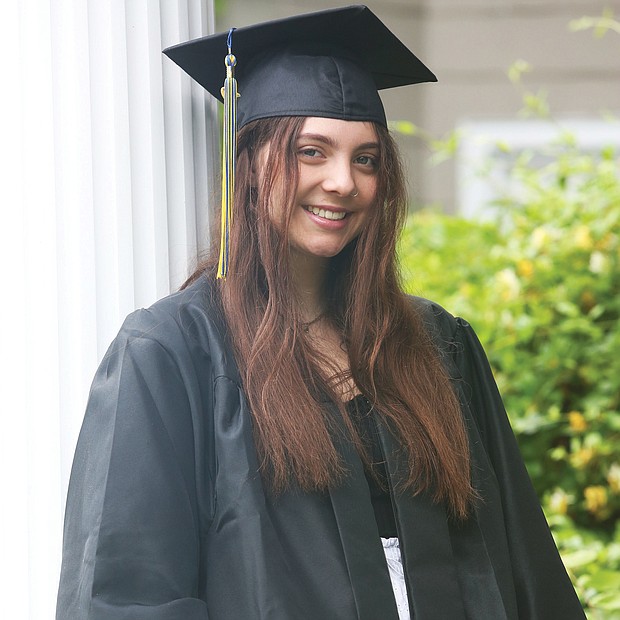 JANE RUGGLES, Open High School, 4.9483 GPA. Attending the University of Virginia in Charlottesville
in the fall, where she plans to major in biology and environmental science. Daughter of Sandra Lambert and Jeffrey Ruggles. “For me, the silver lining of this pandemic has been the ability to spend time with my family before going to college. I was very busy before the pandemic
and I have tried to be thankful for this time. I’ve also been happy to see how my school, classes and friends have stayed in touch although separated.”