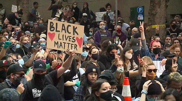 Portland Mayor Ted Wheeler will not impose a curfew tonight for the first time in four days after several thousand ... Portland Mayor Ted Wheeler will not impose a curfew tonight for the first time in four days after several thousand ...