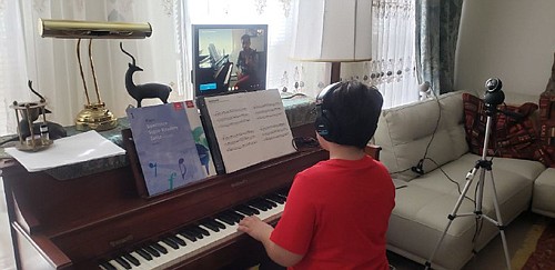 As the coronavirus pandemic continues, many people are finding themselves wondering how to keep kids entertained during quarantine. As the coronavirus pandemic continues, many people are finding themselves wondering how to keep kids entertained during quarantine.
