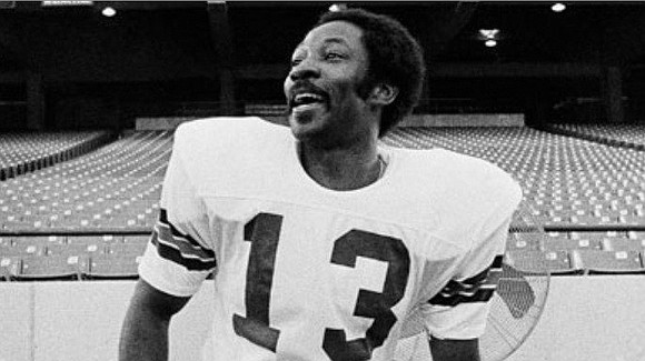 The sports world is morning the loss of former NFL and Florida A&M University great Ken Riley.