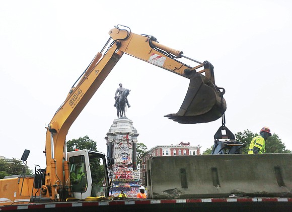 Can Gov. Ralph S. Northam use his authority to remove the huge, state-owned statue of traitorous and slavery-defending Confederate Gen. ...