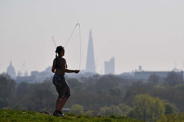 There are serious disparities in health outcomes both between the US and England and within each country itself, a new study has revealed./Credit:	BEN STANSALL/AFP/Getty Images