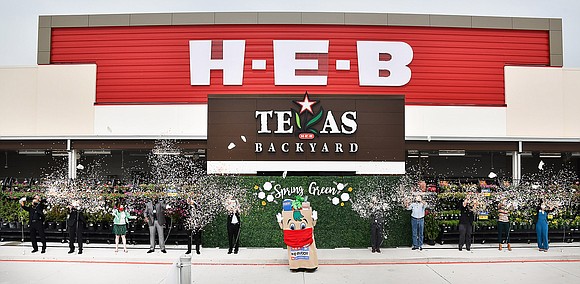 H-E-B will expand its footprint within the Richmond community, opening its newest location, the long-awaited H-E-B Spring Green Market Wednesday, …