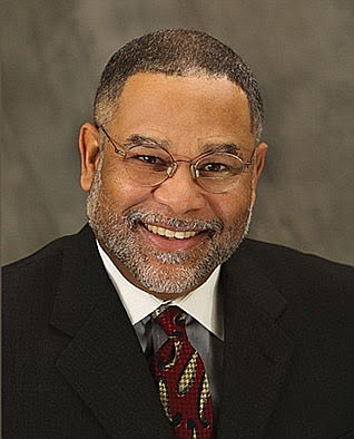 Dr. Wilmer Leon, moderator