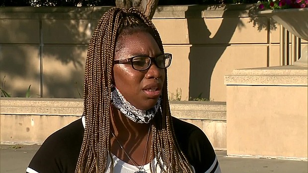 Brittney Gilliam was with her 6-year-old daughter, 12-year-old sister and 14- and 17-year-old nieces Sunday when police drew their weapons on them. Gilliam said she, her sister and 17-year-old niece were handcuffed while police verified that the car Gilliam was driving was not stolen.
Credit: KCNC