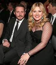 Singer Kelly Clarkson (R) and Brandon Blackstock attend the 55th Annual GRAMMY Awards at the Staples Center on February 10, 2013 in Los Angeles, California./Credit:	Christopher Polk/Getty Images North America/Getty Images for NARAS
