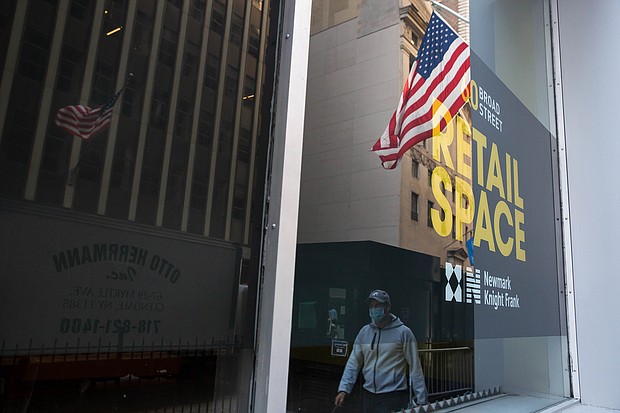 A sign advertises retail space for rent on Broad Street near the New York Stock Exchange in New York on September 30, 2020./Credit:	Michael Nagle/Bloomberg/Getty Images