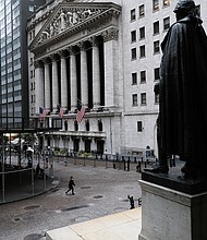 Stocks tumble as Covid-19 cases surge and stimulus is nowhere to be found.
Credit:	Spencer Platt/Getty Images