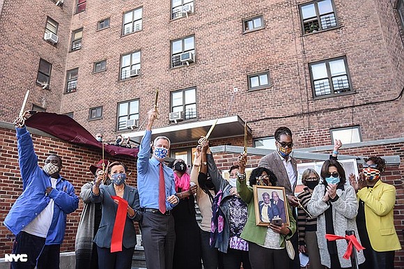 City agencies and elected officials recently cut the ribbon on the Marcy Houses Community Center in Bed-Stuy, Brooklyn. City agencies and elected officials recently cut the ribbon on the Marcy Houses Community Center in Bed-Stuy, Brooklyn.
