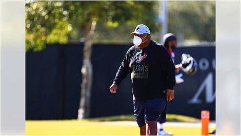 Romeo Crennel
Photo Credit/ Houston Texans