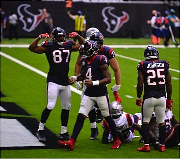The Houston Texans literally watched their playoff hopes vanish into thin air in Chicago last Sunday as they lost to …