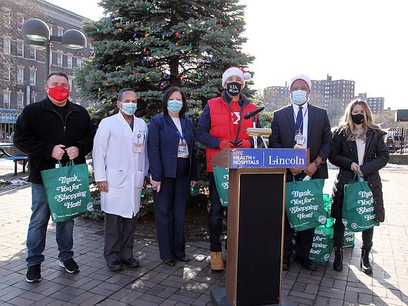 On Dec. 23, Bronx Borough President Ruben Diaz Jr. arranged for Krasdale Distributor to donate a substantial amount of food ... On Dec. 23, Bronx Borough President Ruben Diaz Jr. arranged for Krasdale Distributor to donate a substantial amount of food ...