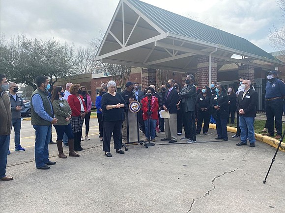 On Saturday, Mayor Sylvester Turner toured the Harris Health System's Settegast Community Health Clinic, where 600 high-risk and vulnerable people …