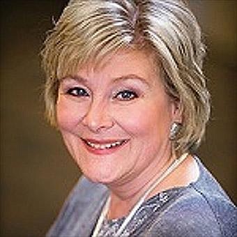 Jean Ross, RN, NNU President