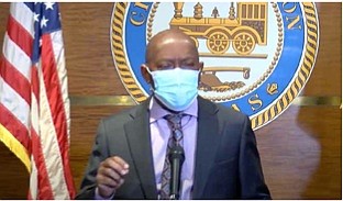 Mayor Slyvester Turner