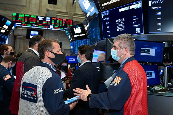 Wall Street was in rally mode Monday -- for the most part. Tech stocks and other momentum darlings -- the …