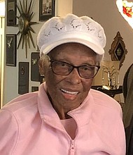 Azellia White
Aviation History Maker
1st Black Female Pilot