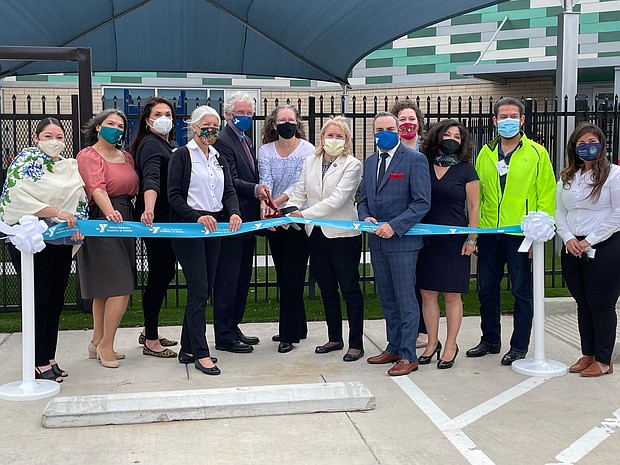 Ribbon cutting for the YMCA Children’s Academy at Avenue Welcomes  New State-of-The-Art Facility