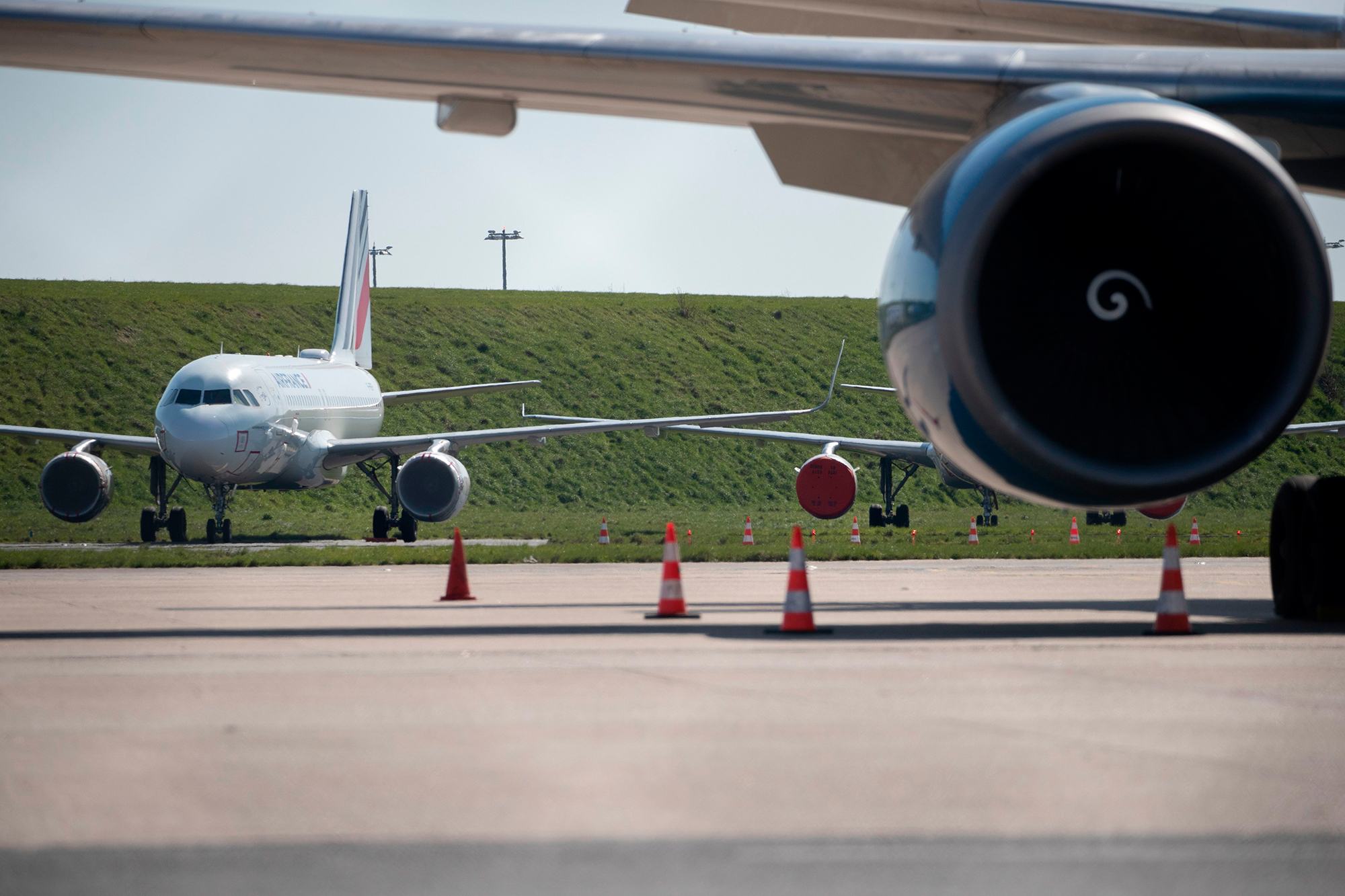 France ban short Flights.