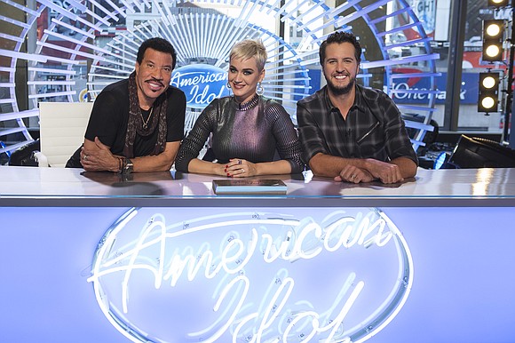 "American Idol" judge Luke Bryan is sitting out the first live show after testing positive for Covid-19, the singer announced …