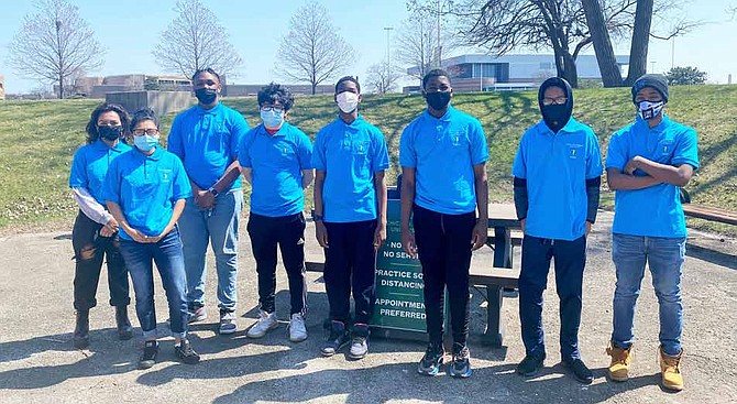 Chicago State University’s Pre-Freshman Program in Engineering and Science (PREP) won second place and a $10,000 grant for the 2021 Ford Gives Back Freedom Award from the Ford Motor Company Fund. Photo courtesy of Chicago State University