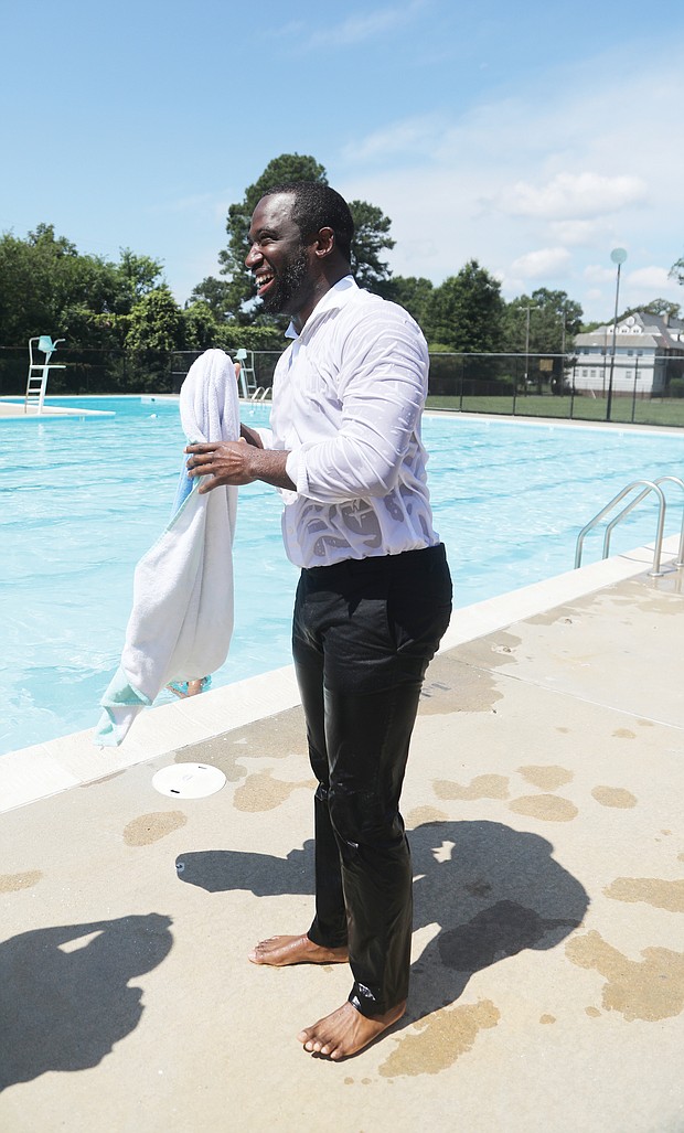 Making a splash/With the temperature reaching 95 degrees by noon on July 1, Mayor Levar M. Stoney and Chris Frelke, director of the city's Department of Parks, Recreation and Community Facilities, wrapped up a news conference a Hotchkiss Field Community Center in North Side by jumping in the pool - clothes, shoes, socks and all. Mayor Stoney dries off afterward, with no word on whether his wardrobe was of the drip-dry variety.