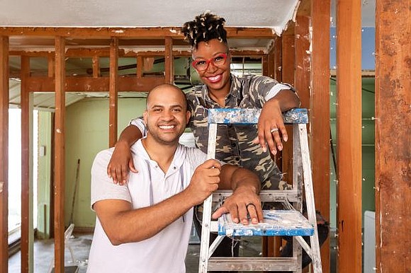 In their new HGTV series Two Steps Home, Jon Pierre and Mary Tjon-Joe-Pin, hosts of the earlier HGTV series Going …