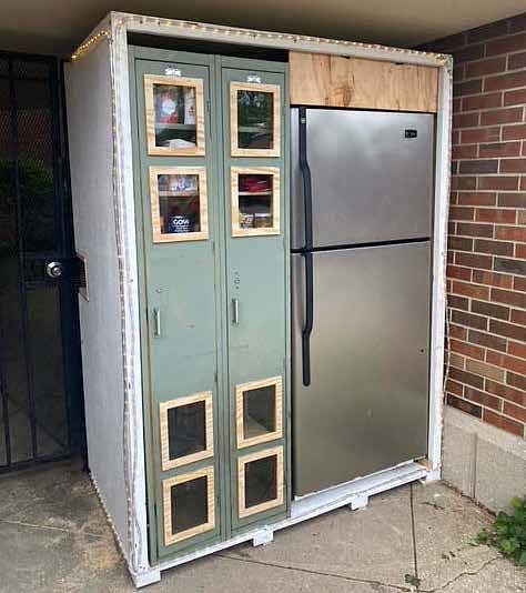 The Hyde Park Love Fridge, located near 5500 S. Woodlawn, is available to those in need of fresh fruit and vegetables, dairy and meat. Photos courtesy of University of Chicago, Office of Civic Engagement