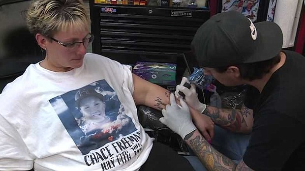 Tattoo artist Beau Wofford donated all of th money he earned on July 24 to a famly who had three children die in a Kansas City, Missouri, house fire.
Mandatory Credit:	KMBC