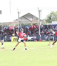 Texans rookie QB Davis Mills (10)