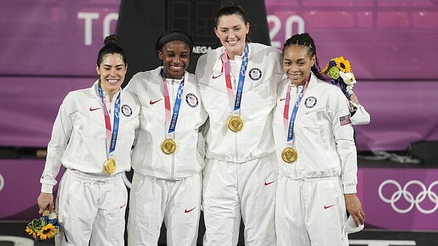 From left, Kelsey Plum, Jackie Young, Stephanie Dolson and Allisha Gray