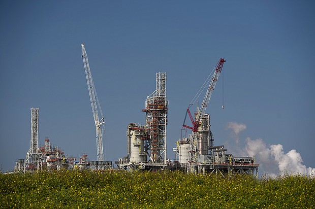An ExxonMobil petrochemical complex under construction in Texas in July. Lawmakers are urging action on climate change this week after a UN report concluded greenhouse gas emissions need to be cut significantly, and fast, in order to avoid the worse impacts.
Mandatory Credit: Eddie Seal/Bloomberg/Getty Images