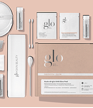 HYDRA-BRIGHT AHA GLOW PEEL KIT INCLUDES:
• Hydra-Bright AHA Cleanser sample packette
• Hydra-Bright Pro 5 Liquid Exfoliant 7mL / 0.23 fl. oz.
• Peel Prep 7mL / 0.23 fl. oz.
• Barrier Balm sample packette
• Hydra-Bright AHA Glow Peel 7mL / 0.23 fl. oz.
• Peel Neutralizer 7mL / 0.23 fl. oz.
• Hydra-Bright Alpha Arbutin Drops 13mL / 0.43 fl. oz.
• Glycolic Applicator
• (2) Cotton Swabs
• (3) 2x2 Gauze Pads
• Mask Cup