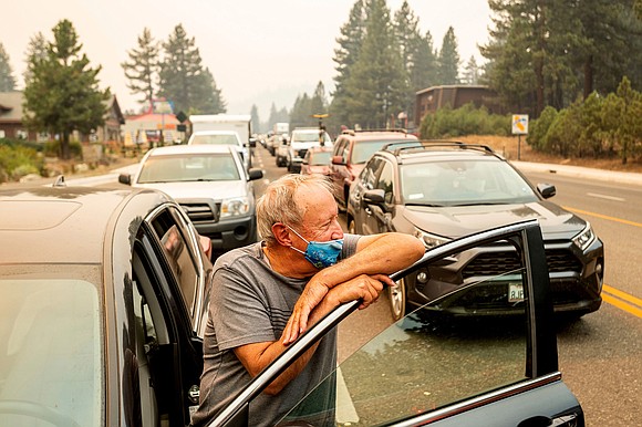 The governors of California and Nevada declared states of emergency Monday as the fast-moving Caldor Fire, now the 17th largest …