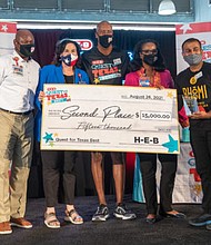 (L to R) James Harris, H-E-B Director, Diversity & Inclusion and Supplier Diversity, Sabina Israelian-Garcia, H-E-B Vice President of General Merchandise & Seasonal, Kevin Blessing, H-E-B Group Vice President of Bakery, Grand Prize Winner Keli Watts and Winell Herron, H-E-B Group Vice President of Public Affairs.