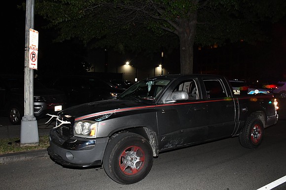 US Capitol Police say they arrested a California man who had multiple knives in his truck, which had a swastika …