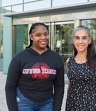 INTN1 – Deijah Beatty, left, is a junior at Kenwood Academy High School, who participated in the University of Chicago Youth Internship Program. Laura Rico-Beck, right, is the Assistant Dean of Education and Outreach at the University of Chicago’s Pritzker School of Molecular Engineering and served as Deija’s supervisor during the internship program.  Photo Courtesy of the University of Chicago’s Office of Civic Engagement