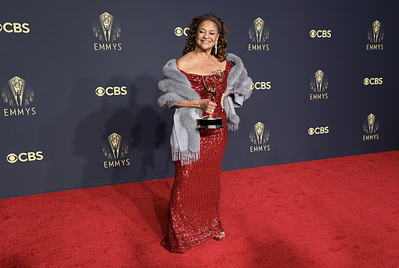 Debbie Allen made history at the 73rd Emmys by becoming the first Black woman to receive the Governors Award. She …
