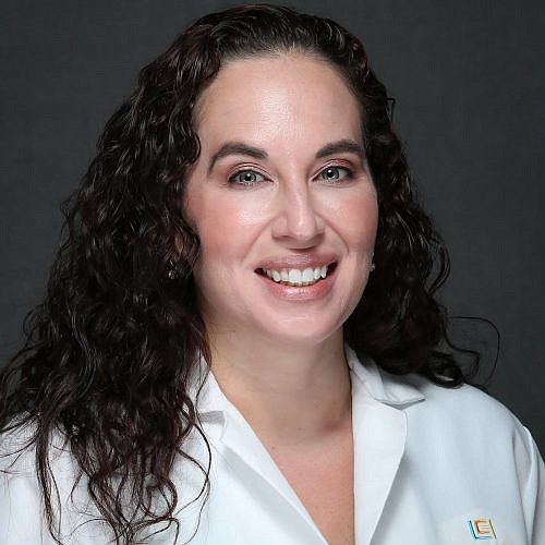 Dr. Lindsay Vasquez