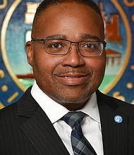 Cook County Commissioner Dennis Deer.  Photo provide Wyn-Win Communications