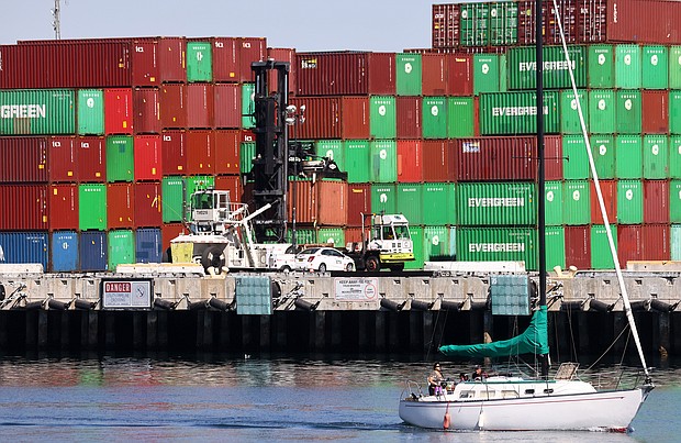 Approximately 200,000 shipping containers remain gridlocked off the coast of Los Angeles, pictured here, on October 15, in California, as pandemic-related disruptions continue to affect various supply chains, according to Gene Seroka, the executive director of the Port of Los Angeles.
Mandatory Credit:	Mario Tama/Getty Images